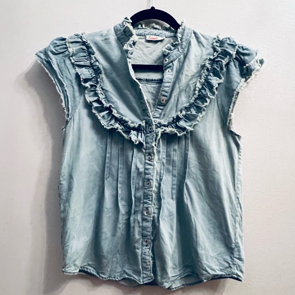 Faherty Chambray/Denim blouse - size Medium